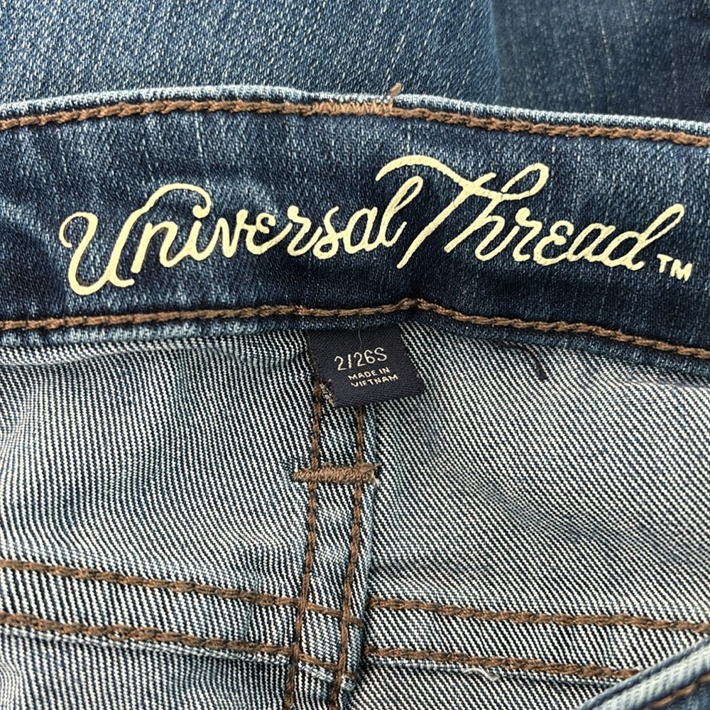 Jeans - Picture 3 of 4
